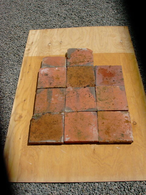 Tomettes anciennes 10 Saint-Germain-du-Puy (18)