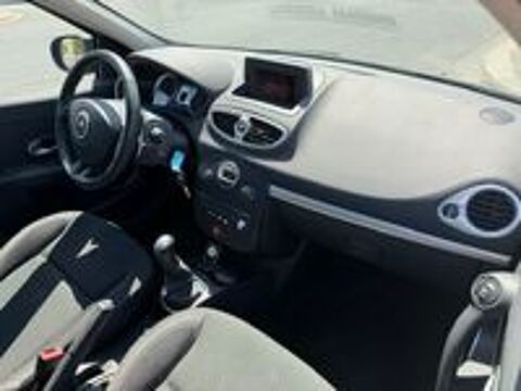 Clio III dCi 70 eco2 Tom Tom Edition 2010 occasion 75017 Paris
