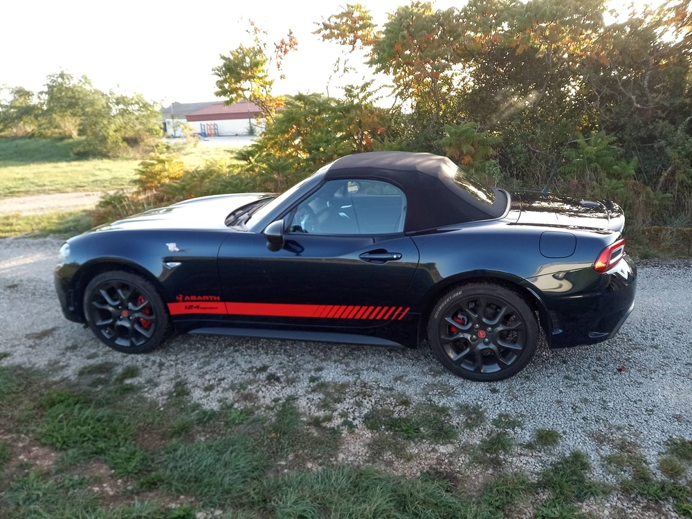 124 spider 124 SPIDER 1.4 MultiAir 140 ch BVA Lusso 2017 occasion 21000 Dijon