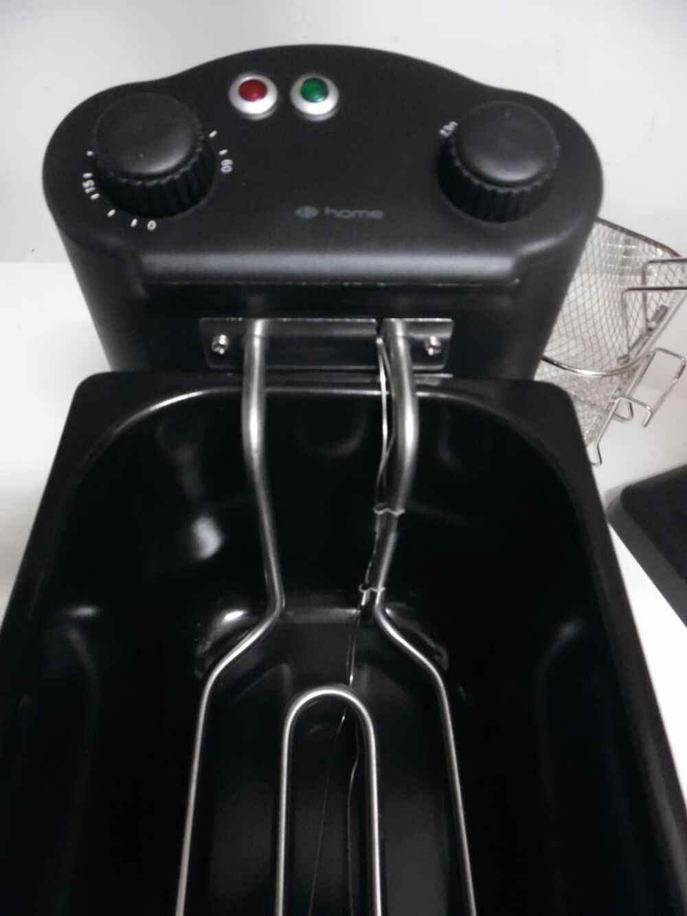 FRITEUSE ELECTRIQUE NEUVE Electroménager