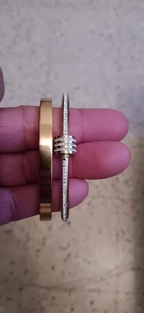 Bracelet dor� fleuri+ bracelet clou dor� serti - inoxydable- 19 N�mes (30)