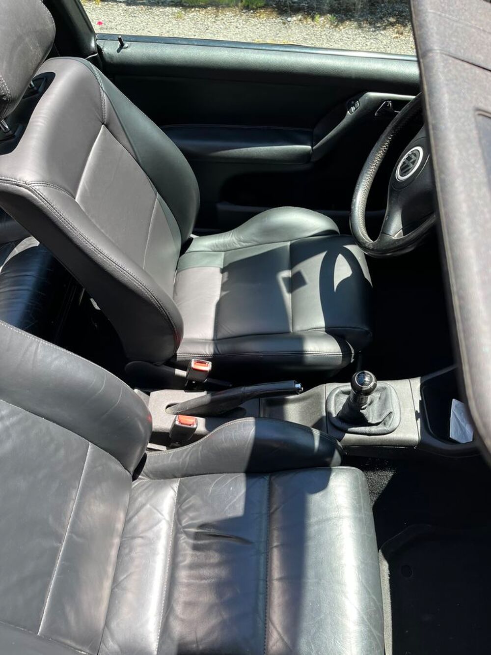 Golf Cabriolet 1.6i Carat 2000 occasion 65240 Gr&eacute;zian