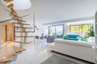  Duplex/triplex à vendre 8 pièces 182 m² Marseille