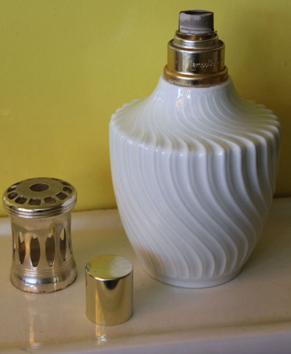 Lampe Berger porcelaine blanche Limoges Décoration