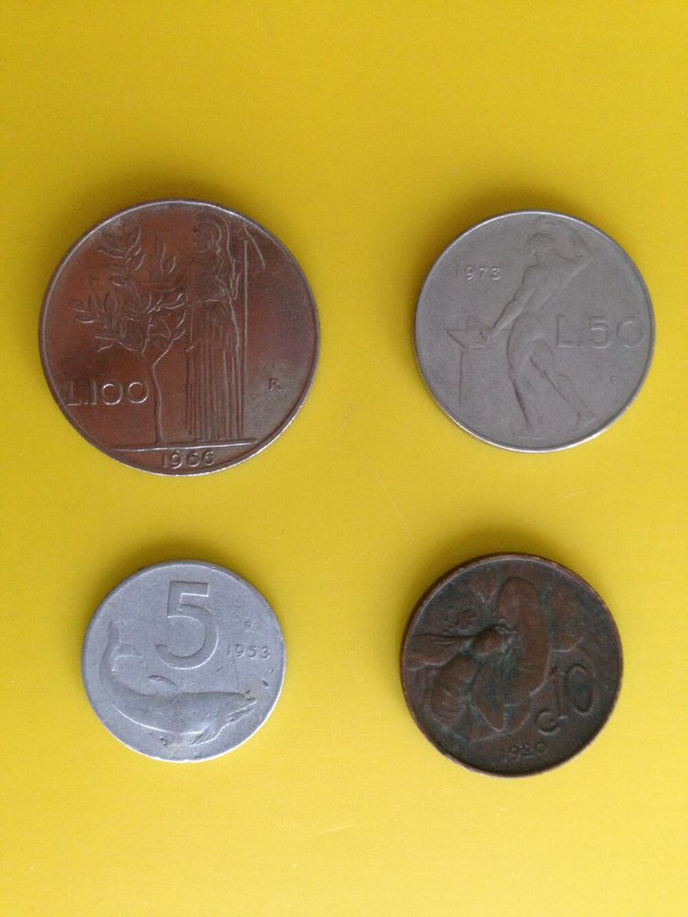 1 lot d'anciennes pi&egrave;ces de monnaie Italienne.. 