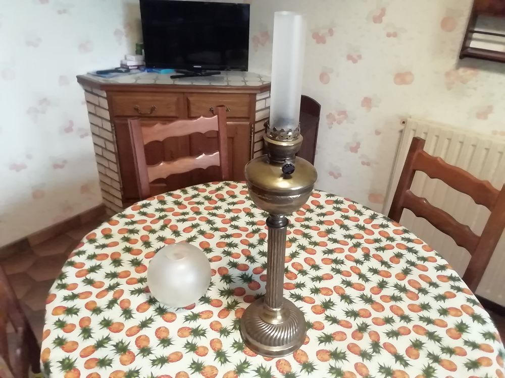 Ancienne lampe p&eacute;trole Matador 15 Décoration
