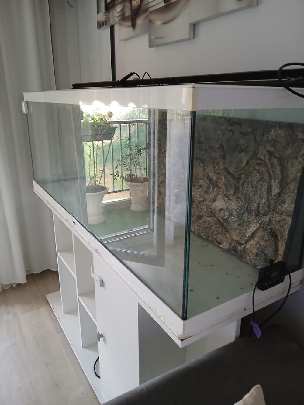 Aquarium avec meuble de rangement blanc Meubles