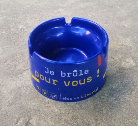 Cendrier GAULOISE rond Je br�le pour vous 7 La Seyne-sur-Mer (83)