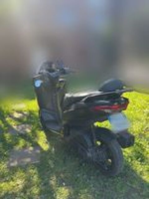 APRILIA 2023 occasion 59390 Sailly-lez-Lannoy