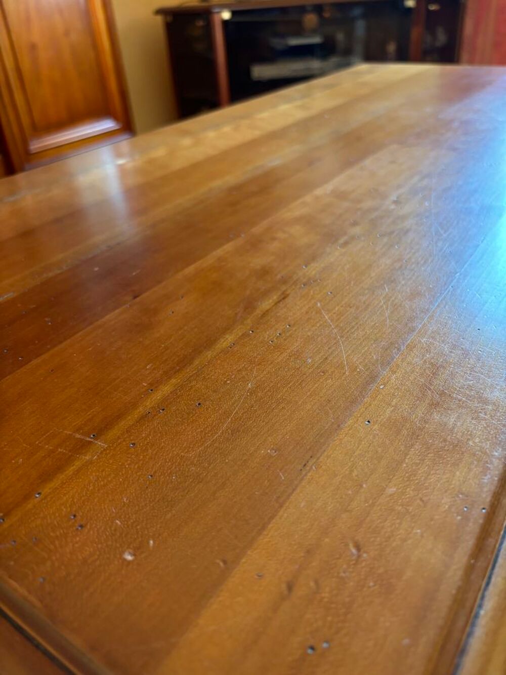 Table basse rustique en bois massif ? Pieds tourn&eacute;s ? Style Meubles