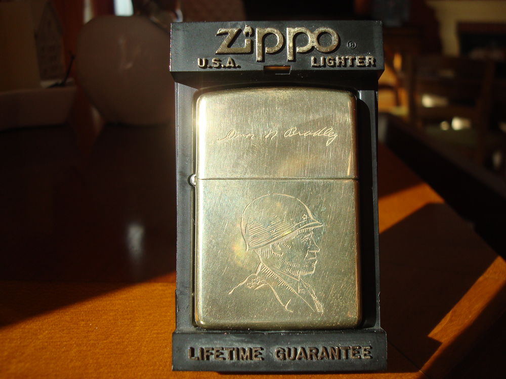 Briquet ZIPPO G&eacute;n&eacute;ral Bradley 