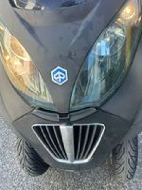 PIAGGIO 2010 occasion 94550 Chevilly-Larue