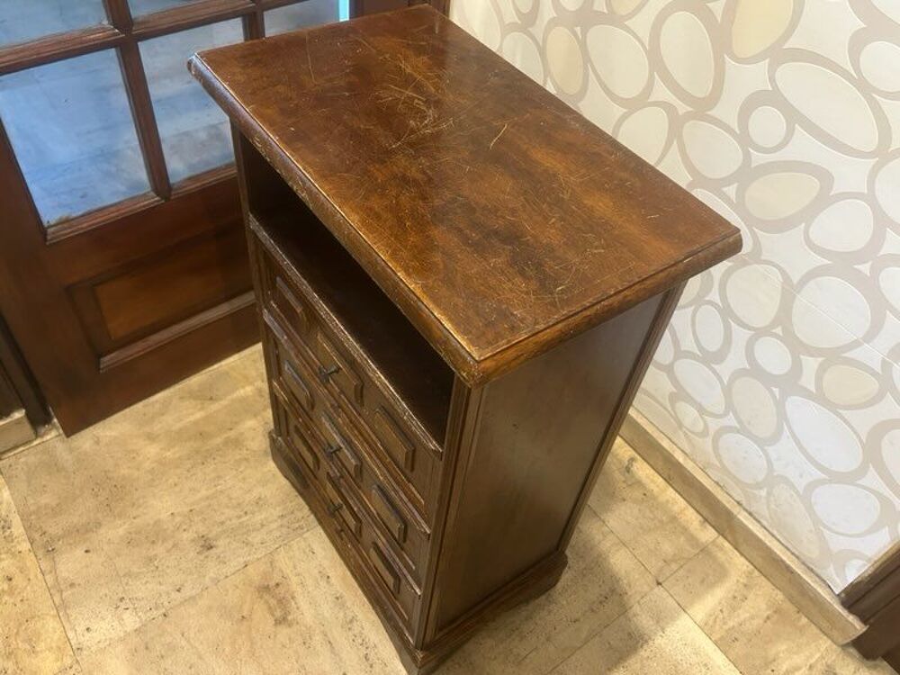 petite commode ch&ecirc;ne, meuble de chevet
Meubles