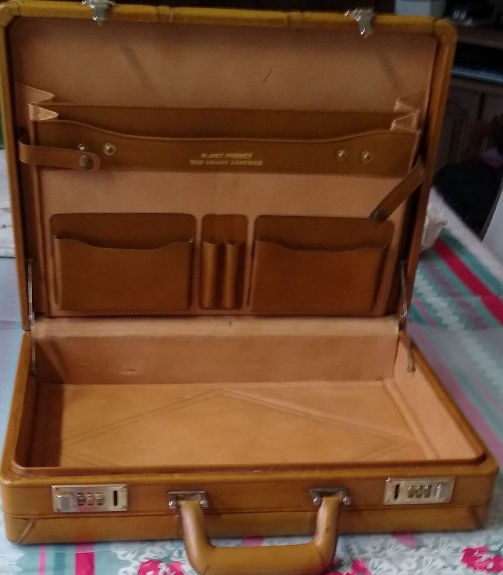 Attach&eacute;-case Vintage en cuir Maroquinerie