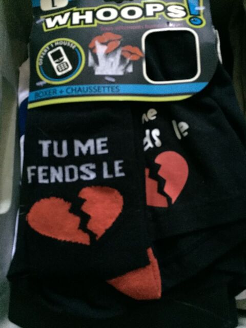 CALECON+ETUI TEL + CHAUSSETTES HUMORISTIQUES 7 Saint-Genis-Laval (69)