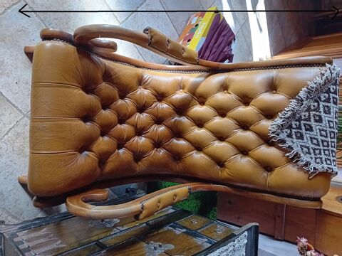 Fauteuil cuir 68 Saint-Pierre-en-Faucigny (74)