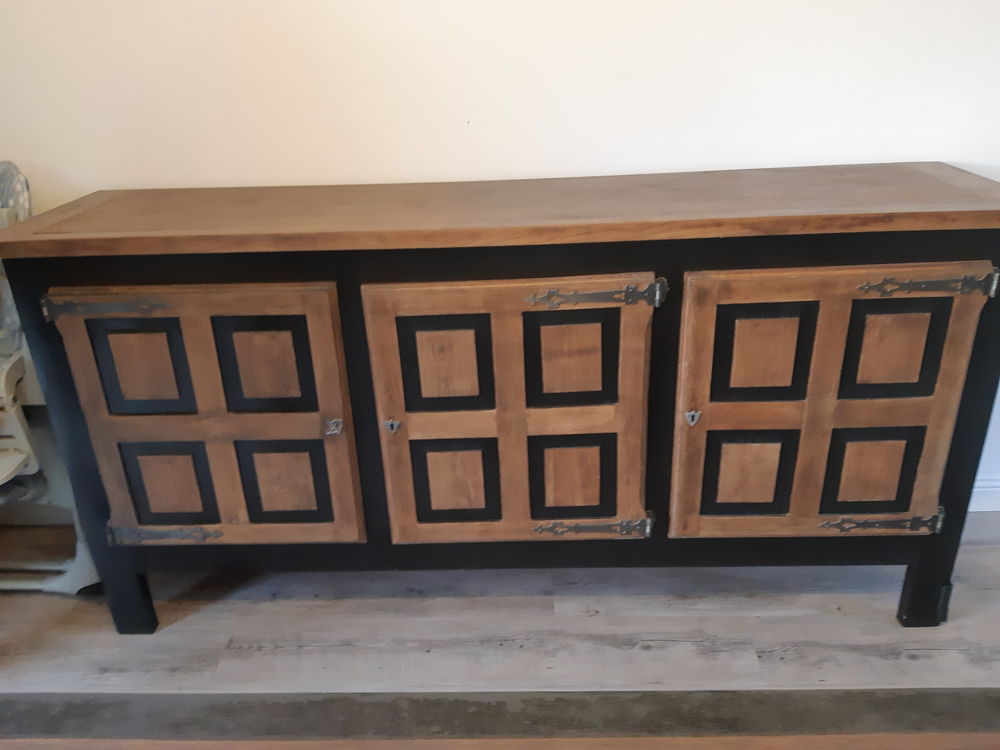 BAHUT + TABLE EN CH&Euml;NE Meubles