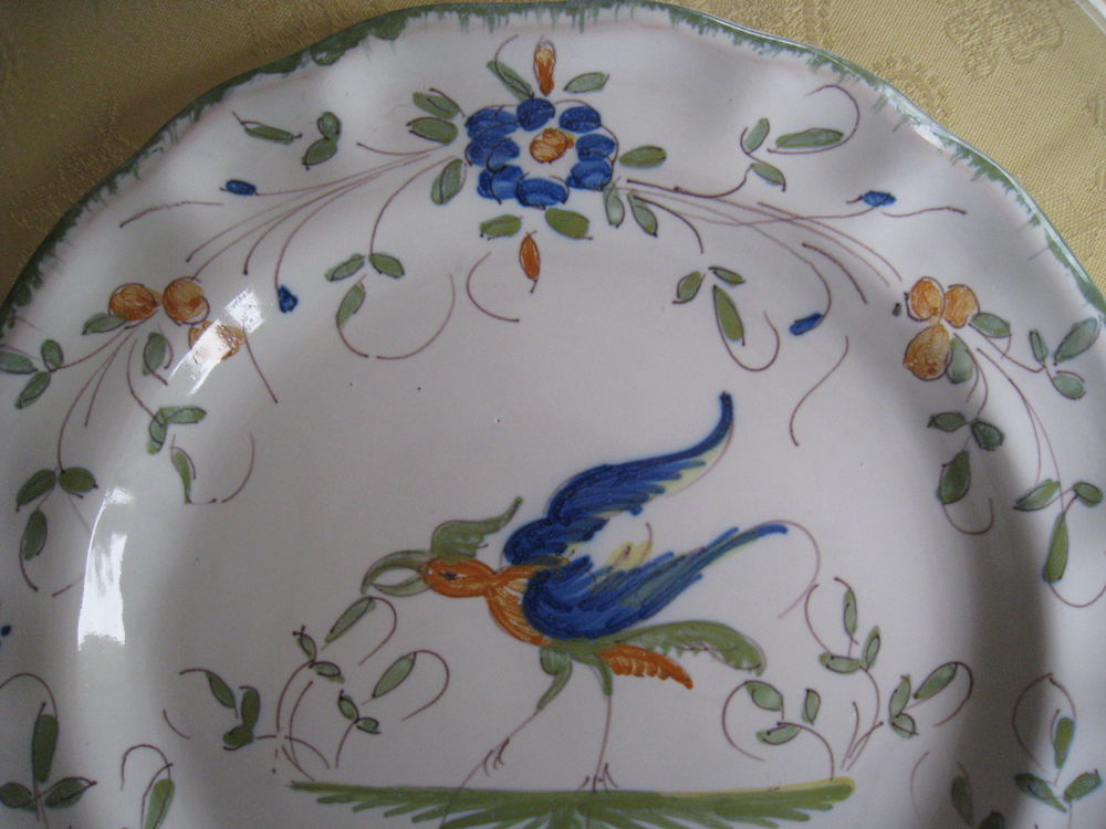 Assiette "Ibis" fa&iuml;ence De Matres Tolosane , Moustier Décoration