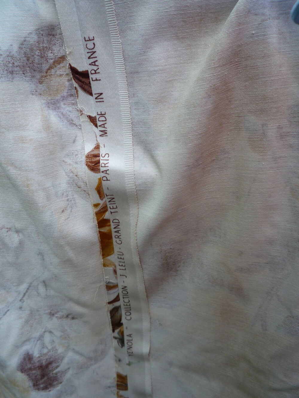 Rideaux/tenture/tissus ameublement/rose marron/Yenola Paris
Décoration