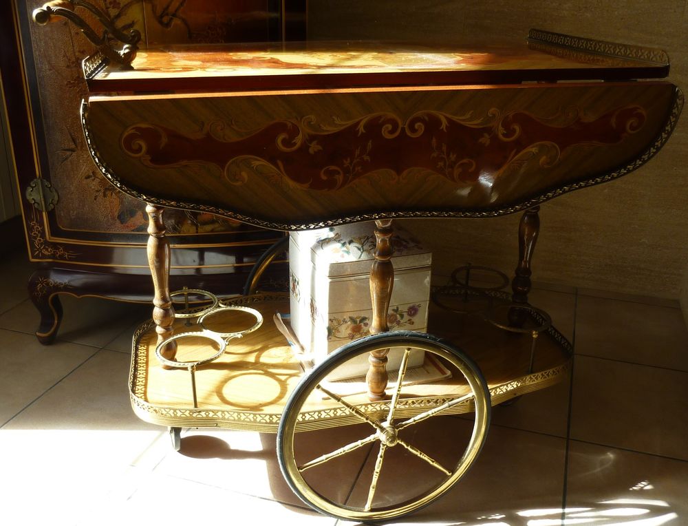 Chariot desserte en marqueterie Meubles