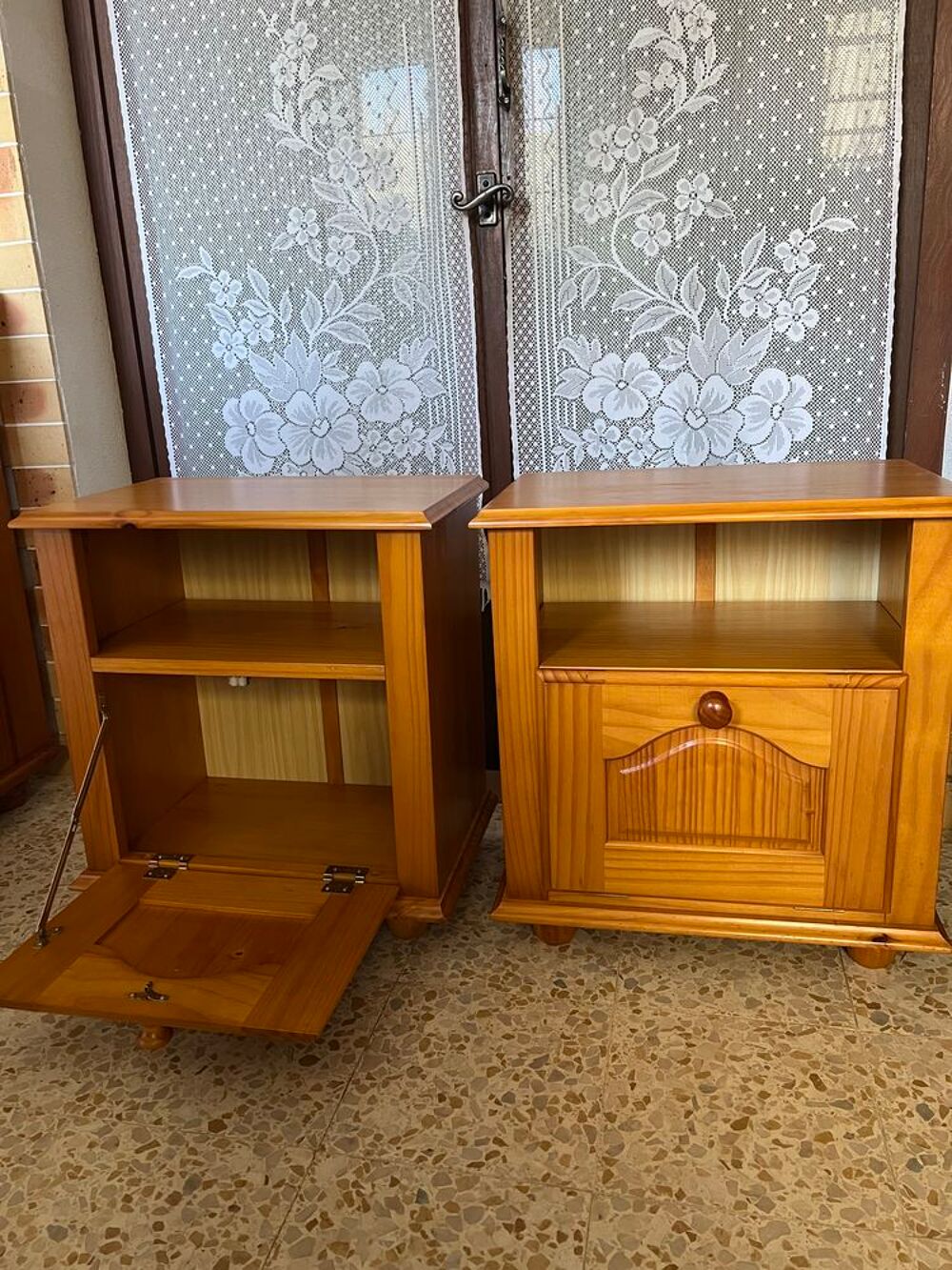 Chambre &agrave; coucher en pin Meubles