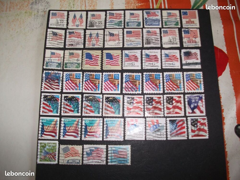 Lot de 267 timbres diff&eacute;rents et oblit&eacute;r&eacute;s d'USA.
