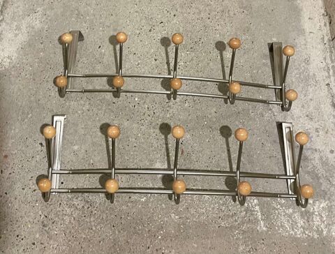 Deux Patères de porte à     suspendre 10 Courbevoie (92)