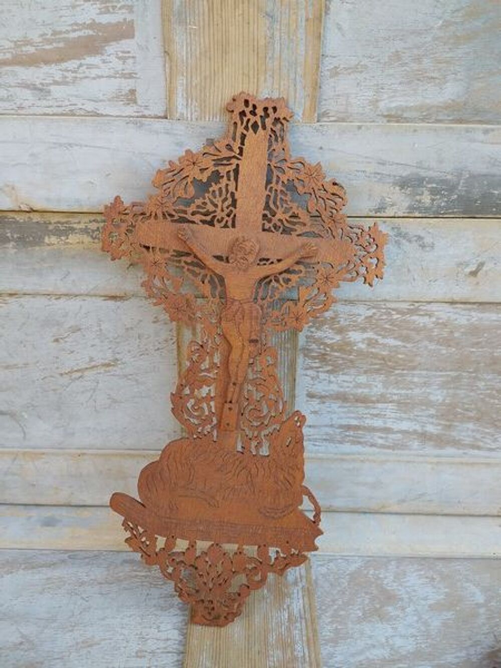 Ancien Crucifix Bois Chantourn&eacute; Croix Christ Religious Cross 