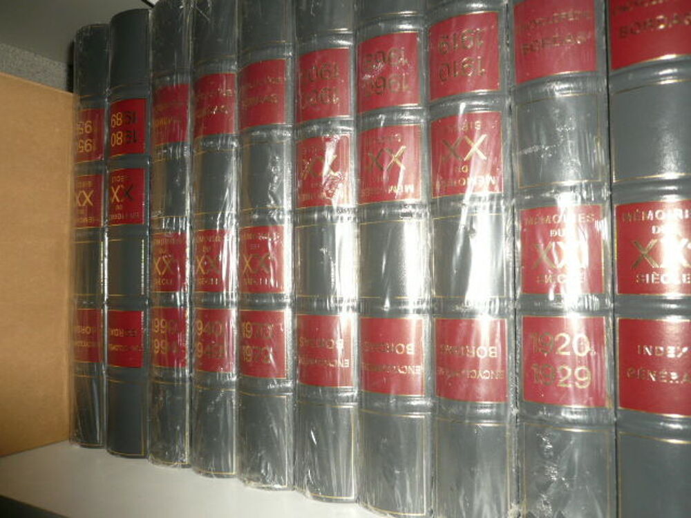 ENCYCLOPEDIE BORDAS XX SIECLE Livres et BD