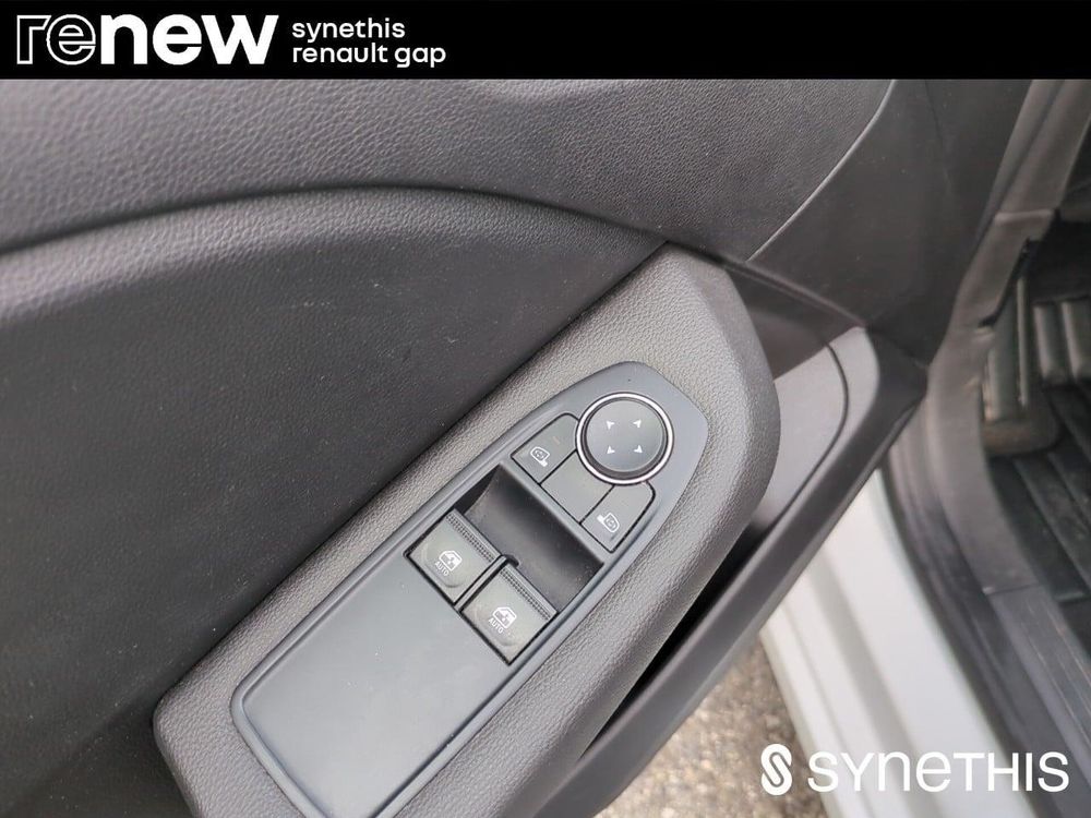 Clio V Clio E-Tech hybride 145 Equilibre 2022 occasion 05000 Gap