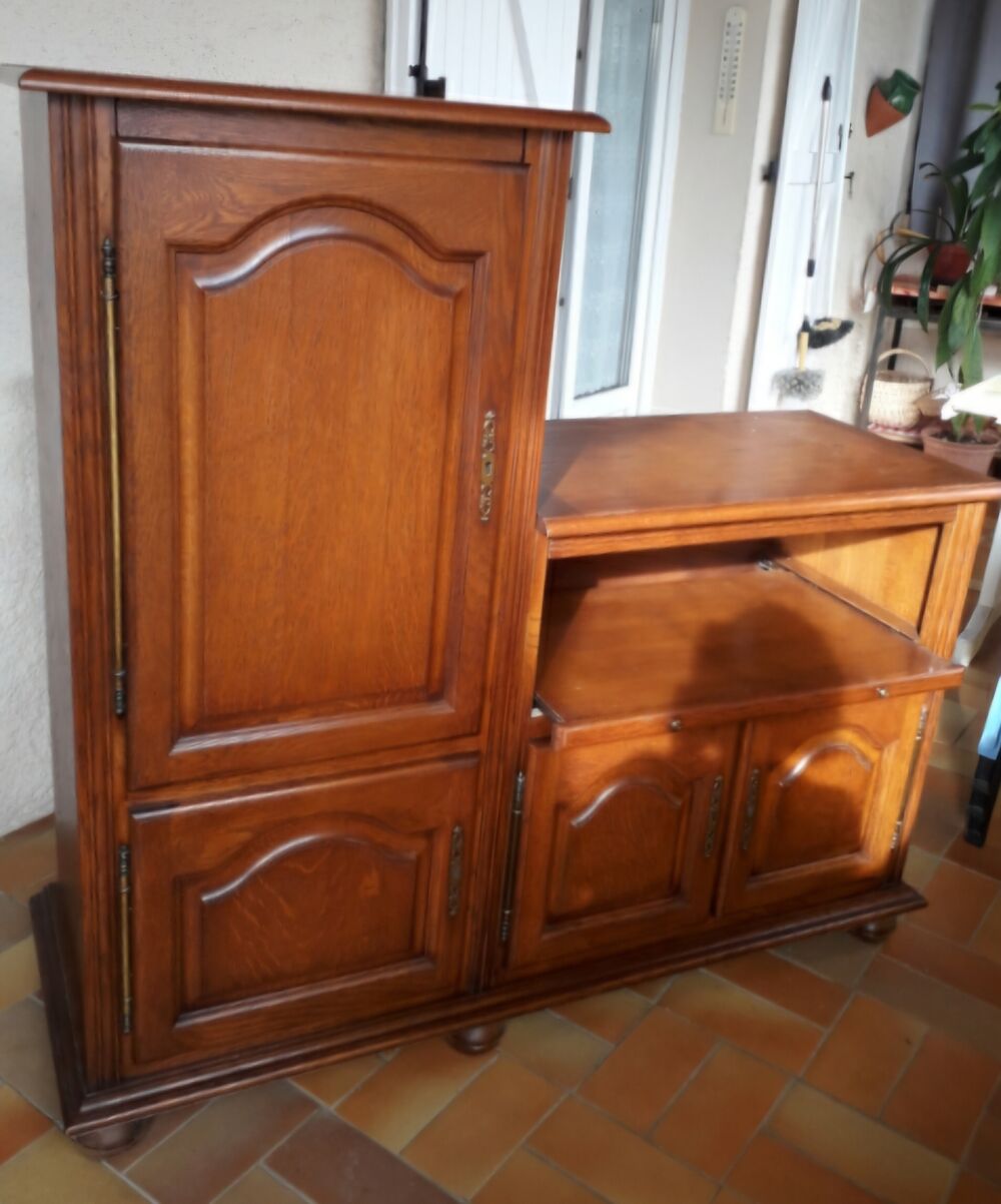 Meuble TV ch&ecirc;ne dor&eacute; Meubles