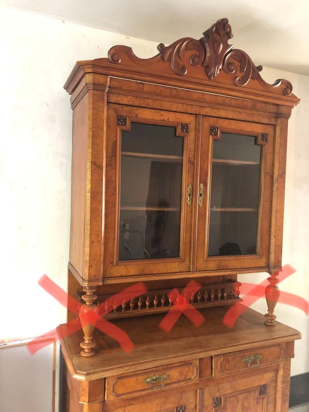 Vaisselier ancien en bois d'arbres fruitiers Meubles