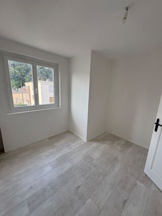  Appartement à louer 3 pièces 54 m²