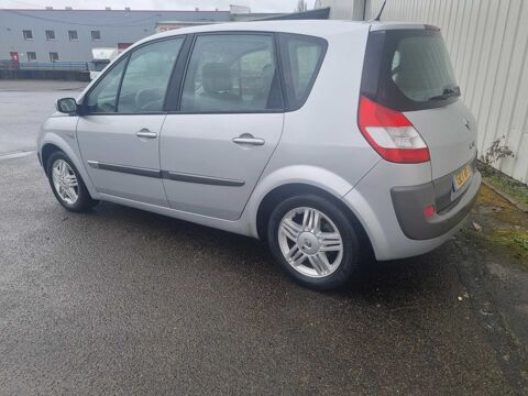 Renault scenic 1.6 ESSENCE 115CV LUXE PRIVILàGI