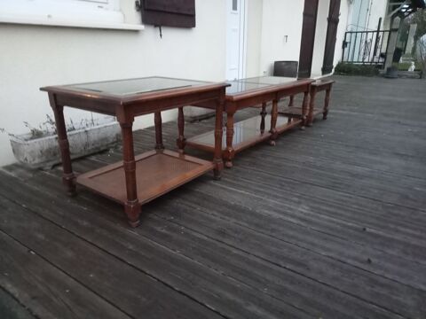 ensemble de trois tale de salon , 120 Civrac-de-Blaye (33)