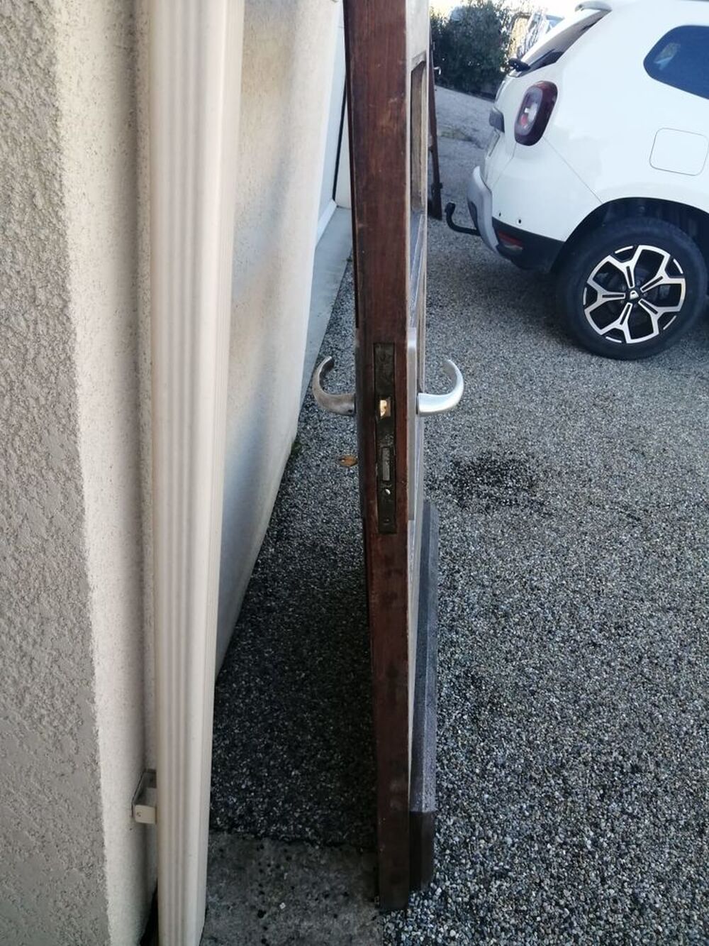Porte d'entr&eacute;e en bois massif Bricolage