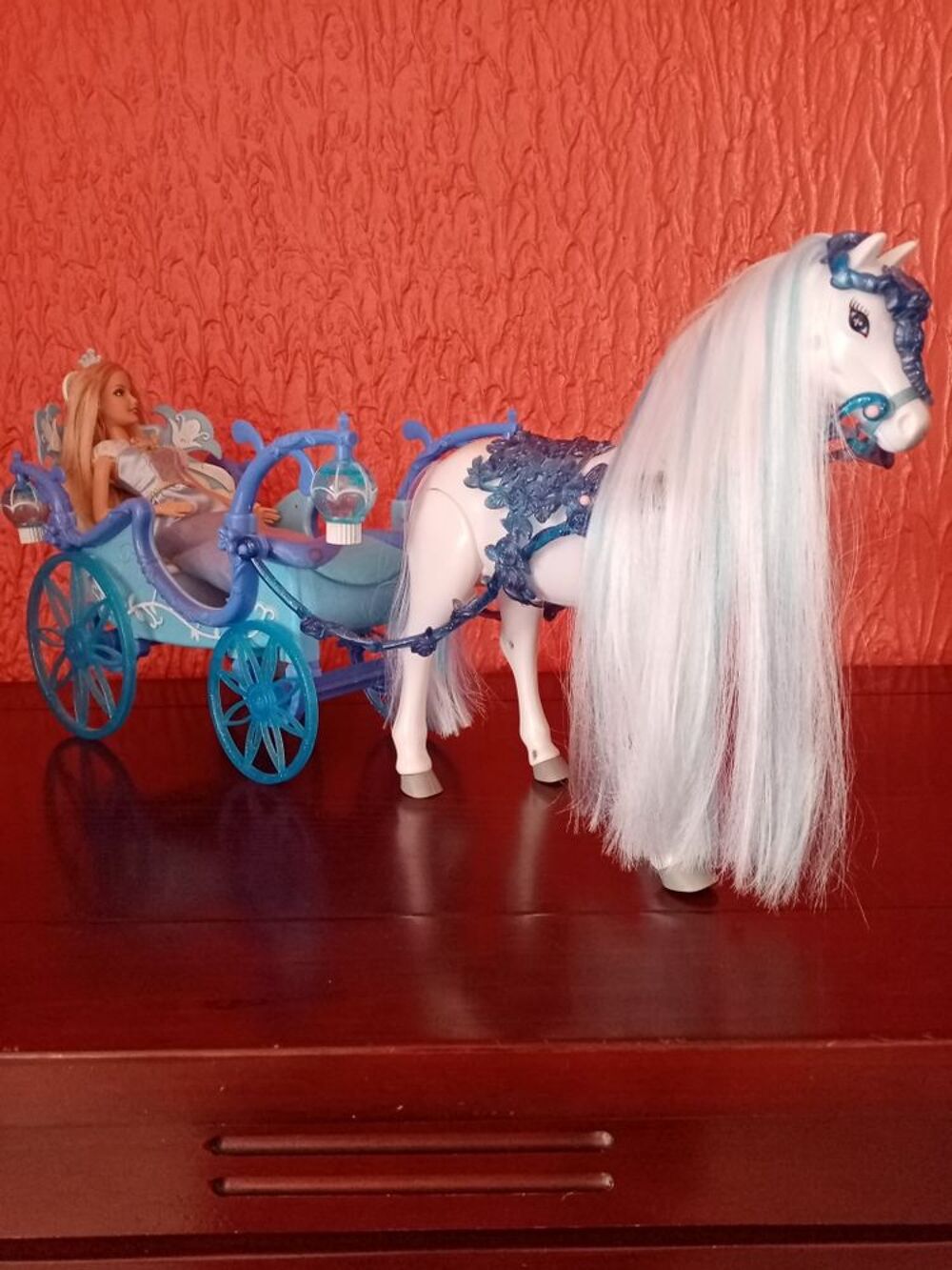 Tr&egrave;s joli attelage, en parfait &eacute;tat Jeux / jouets