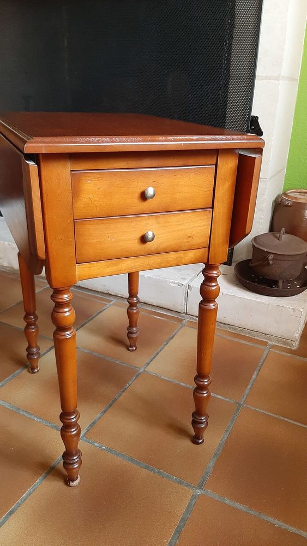 Table d'appoint merisier Meubles