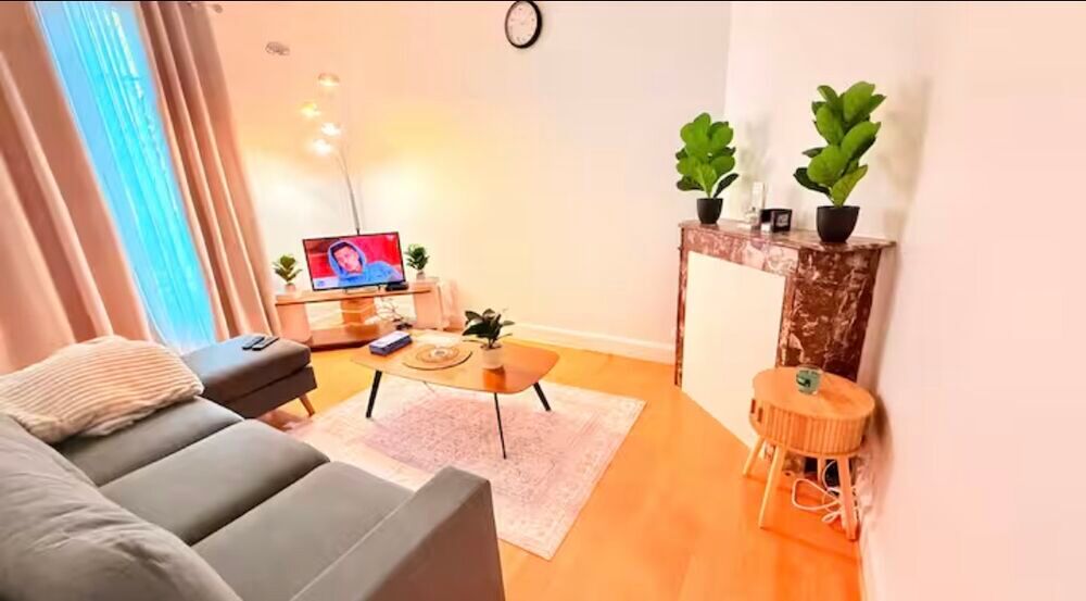 Location Appartement Superbe 2 pièces meublé 40 m² Paris 10e Paris 10
