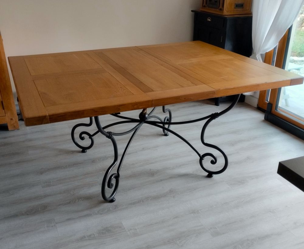Table en ch&ecirc;ne massif Meubles