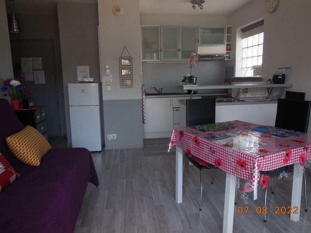   -T2-34 m2-CLIMATISE-CURISTES. Rhne-Alpes, Aix-les-Bains (73100)