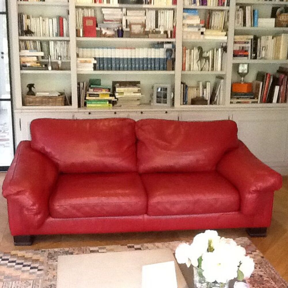 canap&eacute; cuir 2/3 places certifi&eacute; Roche Bobois, 400 € Meubles