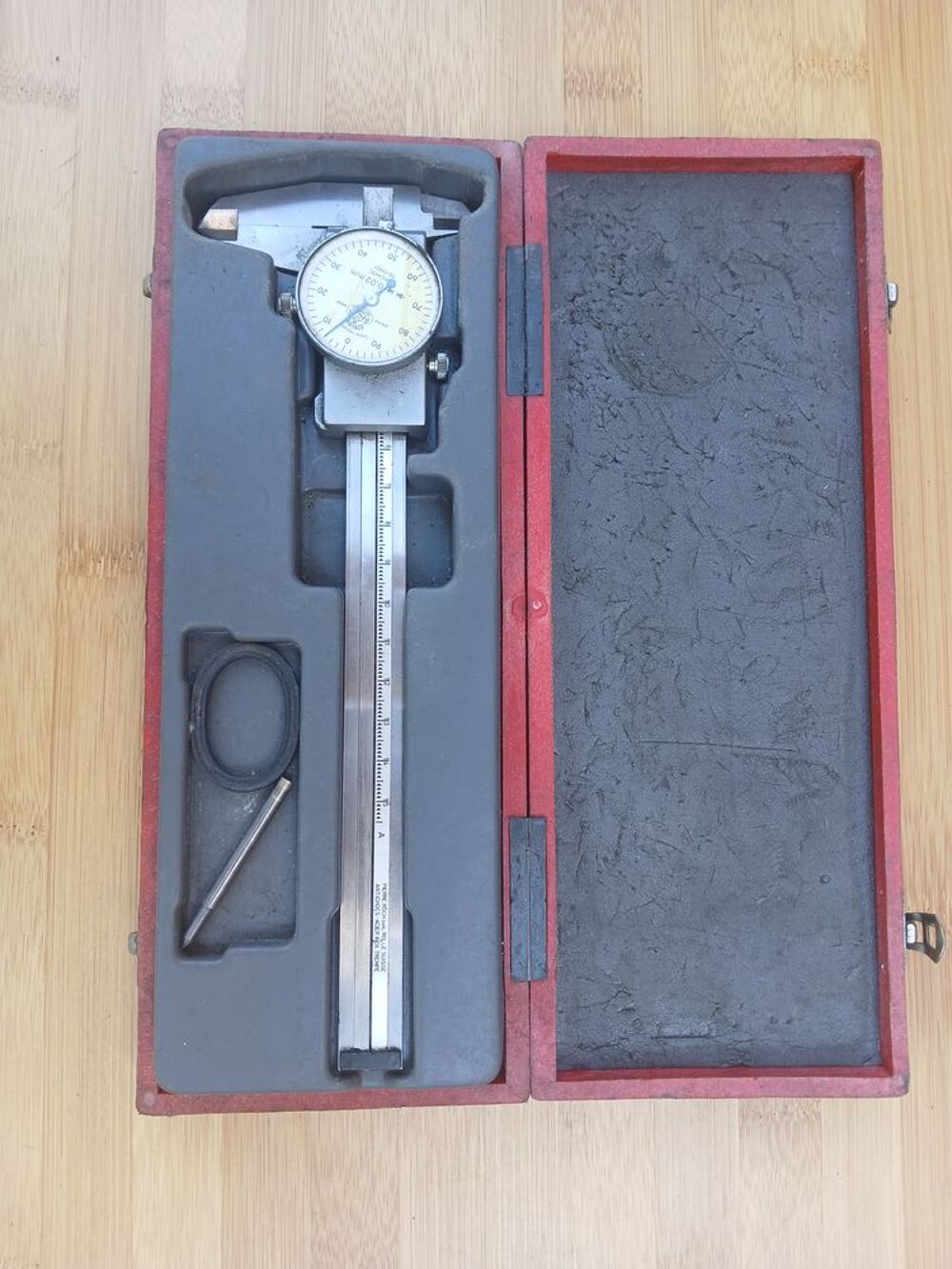 Pied &agrave; coulisse de pr&eacute;cision de la marque ROCH (Suisse) Bricolage