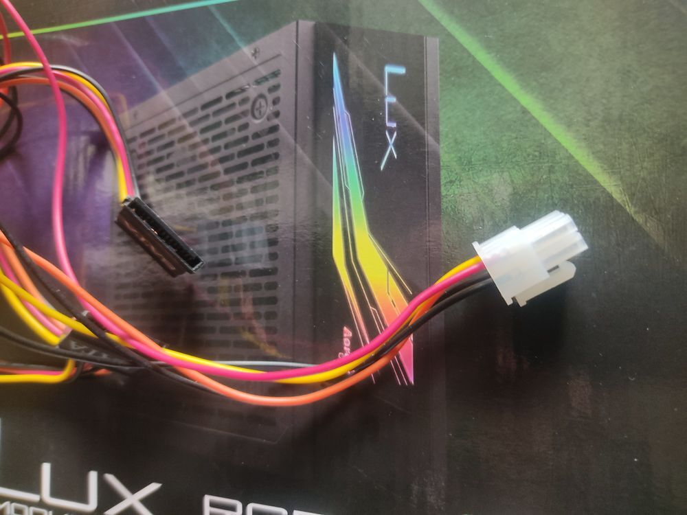 Cable pour alimentation a&eacute;ro cool
Matériel informatique