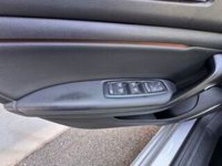 Megane IV M&eacute;gane IV Berline Blue dCi 115 Intens 2020 occasion 84290 Sainte-C&eacute;cile-les-Vignes