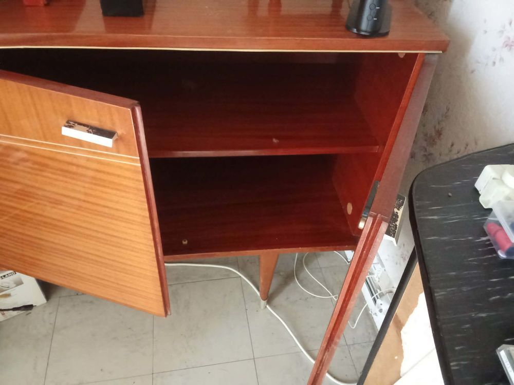 suite d&eacute;c&egrave;s et amateurs fant&ocirc;me Meubles