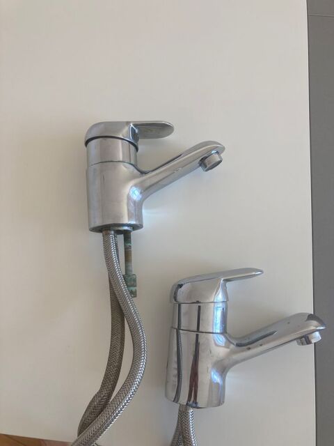 2 magnifiques robinets de collection hanza salle de bain  500 Metz (57)