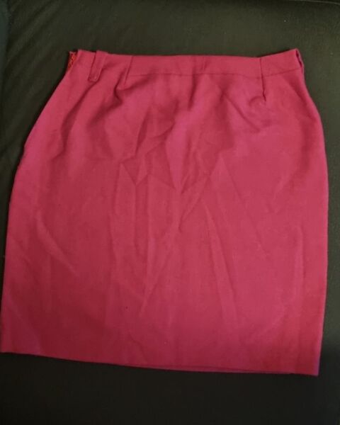 Jupe courte fuchsia ? Taille 40 ? Fait main ? Très bon état 3 Aix-les-Bains (73)