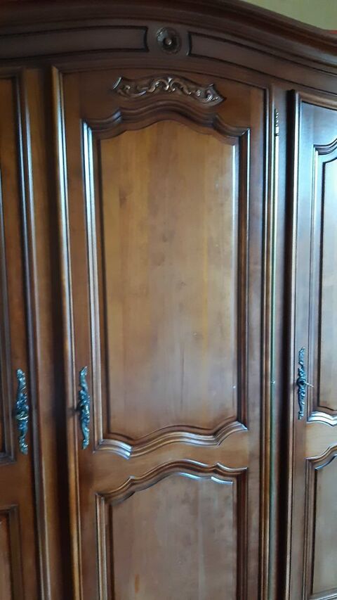 armoire 3 portes 190 cm 295 Brignais (69)