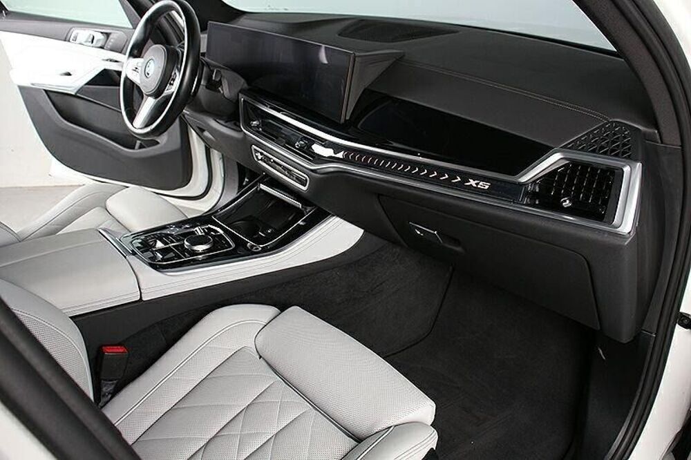 X5 xDrive50e 489 ch BVA8 M Sport 2023 occasion 42000 Saint-&Eacute;tienne